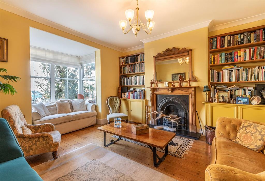2. Sitting Room.jpg