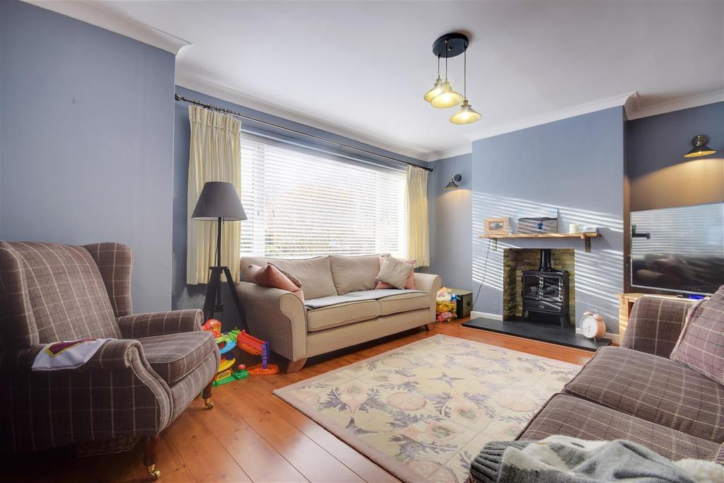 Park Lea, East Herrington, Sunderland 3 bed semidetached house £180,000
