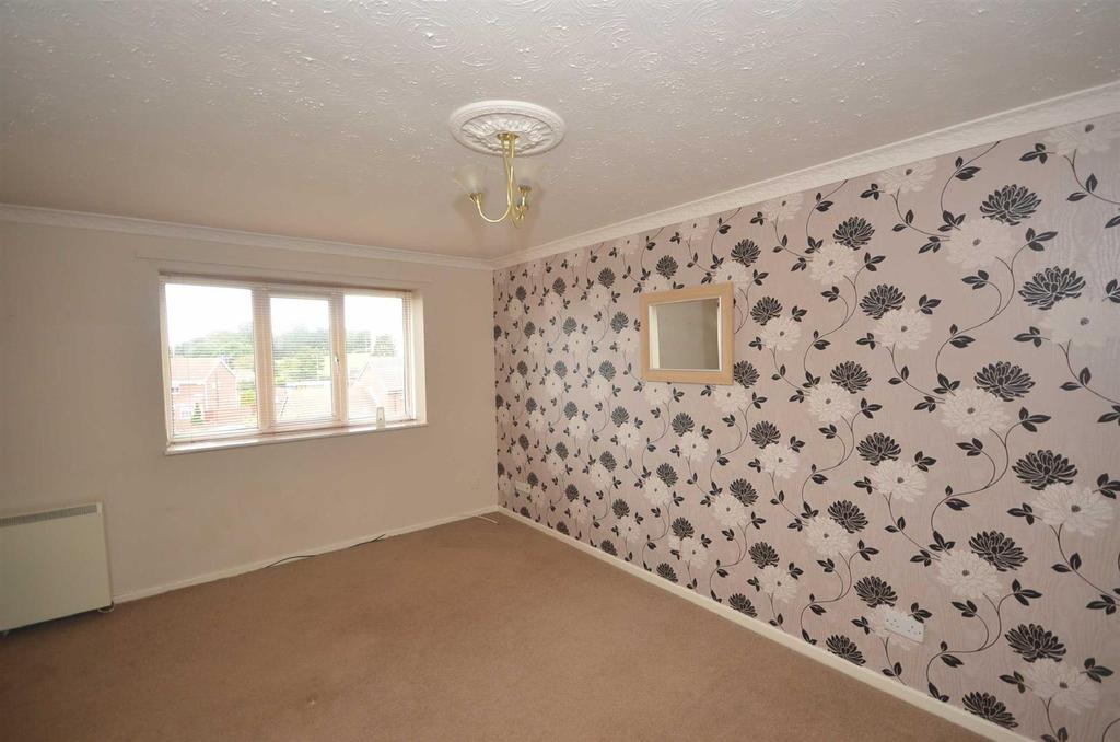 The Strand, Lakeside Village, Sunderland 2 bed flat £450 pcm (£104 pw)