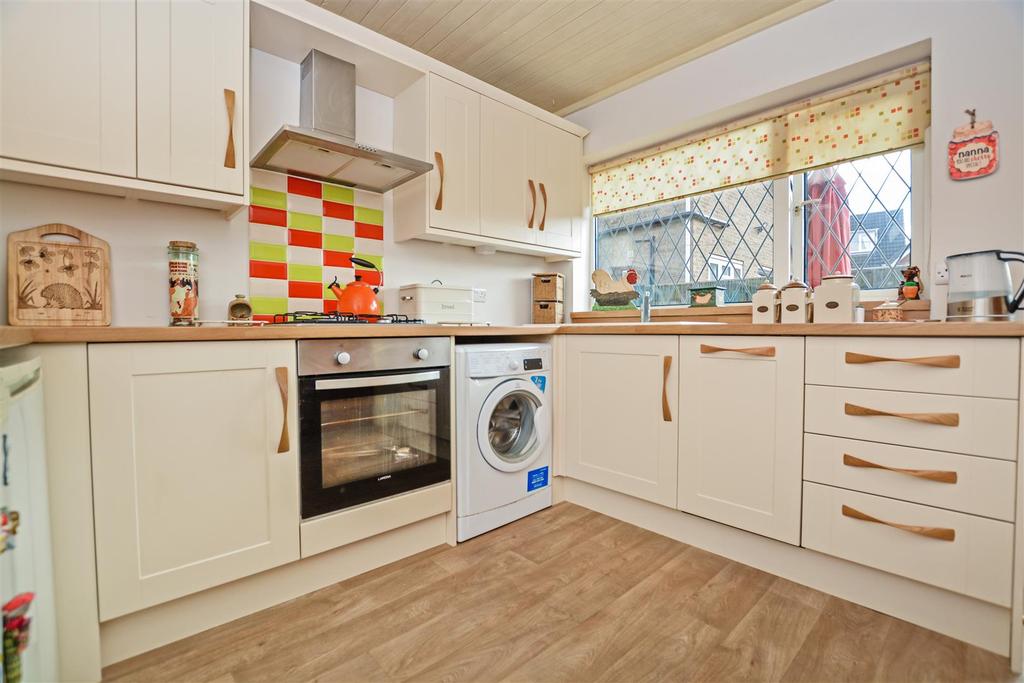 Birchwood Road, Scunthorpe 3 bed detached house £175,000