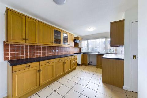 73 Unwin Road, Cheltenham, GL51 6TN