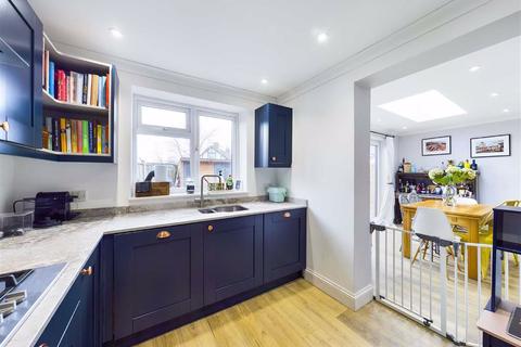 12 Kentmere Close, Cheltenham, GL51 3PD