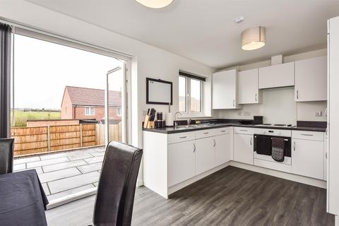 31 Arcaro Road, Andover, SP11 6ZH