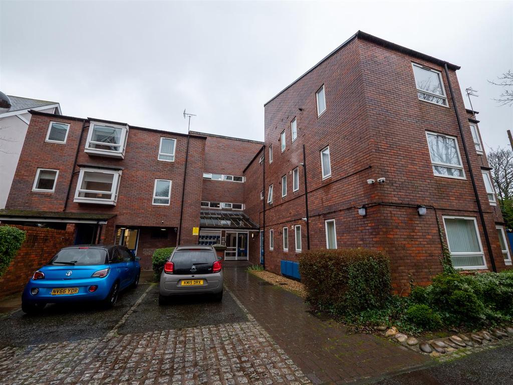 The Limes, Ashbrooke, Sunderland 1 bed flat £450 pcm (£104 pw)