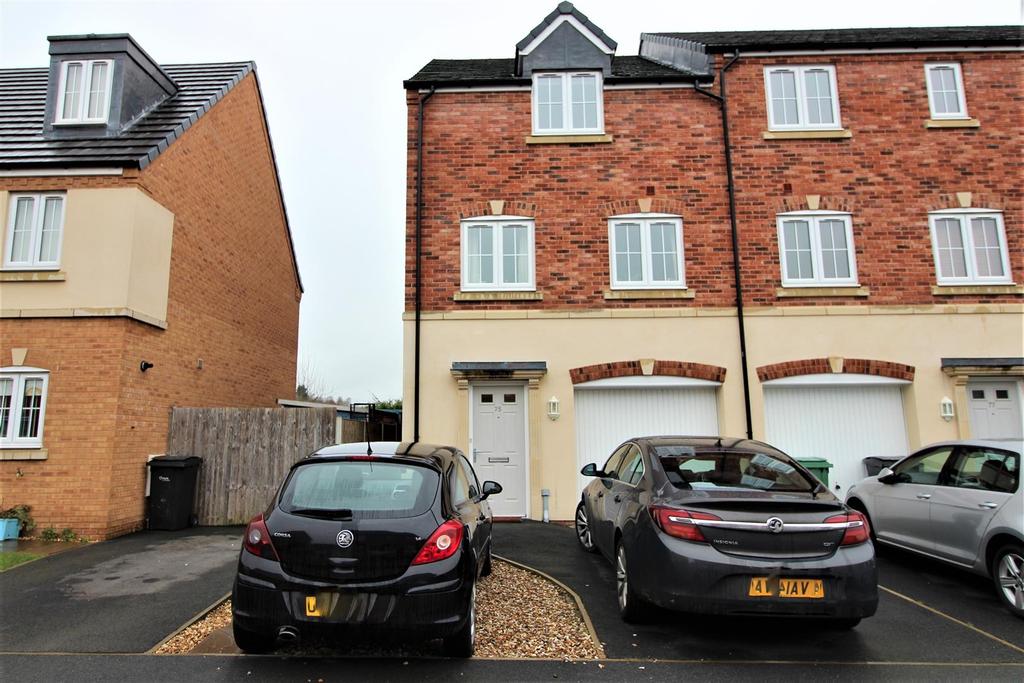Thomas Penson Road, Gobowen, Oswestry 3 bed end of terrace house £199,950