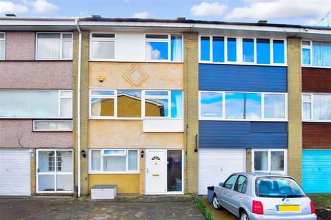 5 Singleton Close, Hornchurch, RM12 4LT