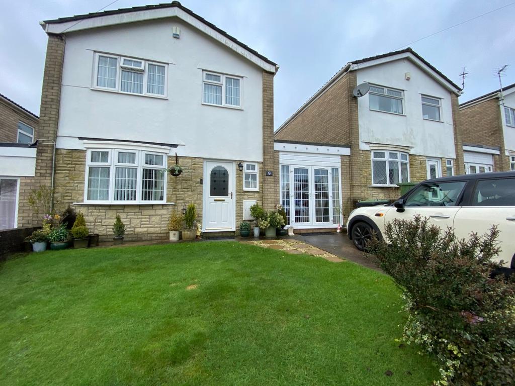 Llantrisant Llantrisant 3 bed detached house £225,000