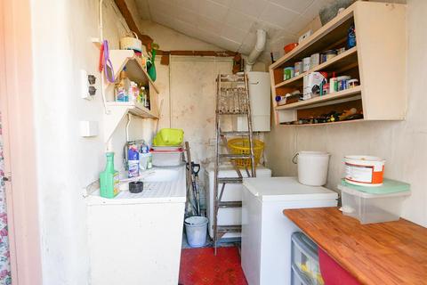 6 Harrowdene Road, Bristol, BS4 2JD