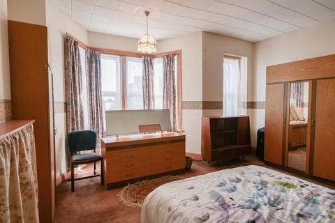 6 Harrowdene Road, Bristol, BS4 2JD