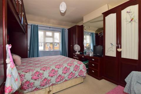 10 Penrhyn Crescent, London, E17 5BH