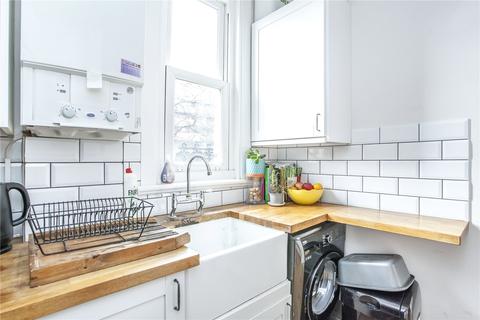 66d Nightingale Road, London, E5 8NB