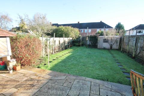 39 Bazalgette Gardens, New Malden, KT3 5HF