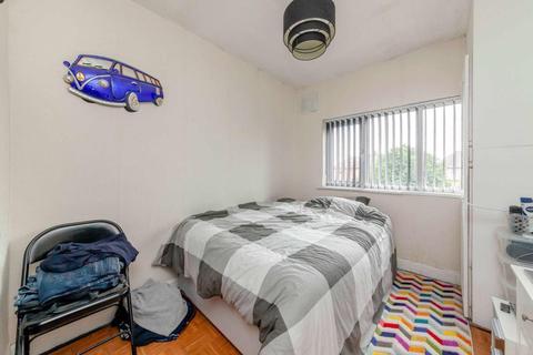 72 Hereford Road, Feltham, TW13 5BS