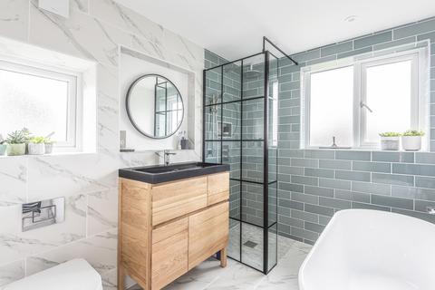 4 Scotsdale Road, London, SE12 8BP