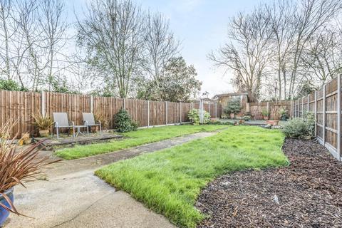 4 Scotsdale Road, London, SE12 8BP