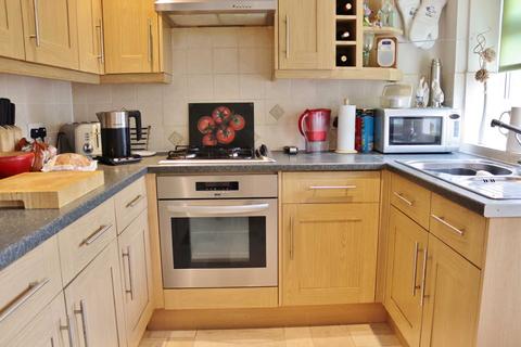 21 Cherry Orchard, Marlborough, SN8 4AR