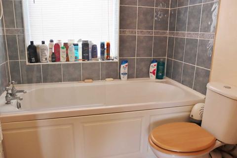 21 Cherry Orchard, Marlborough, SN8 4AR