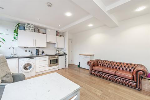 2 bedroom flat to rent, Grafton Road, Kentish Town, Lonon