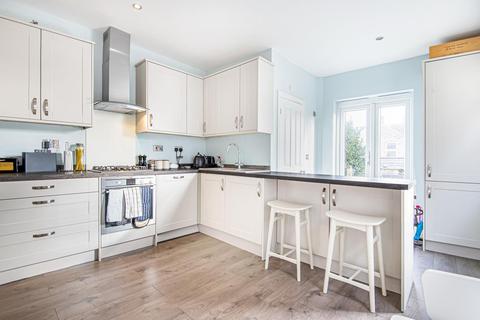63 Fairlight Road, London, SW17 0JE