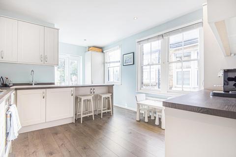 63 Fairlight Road, London, SW17 0JE