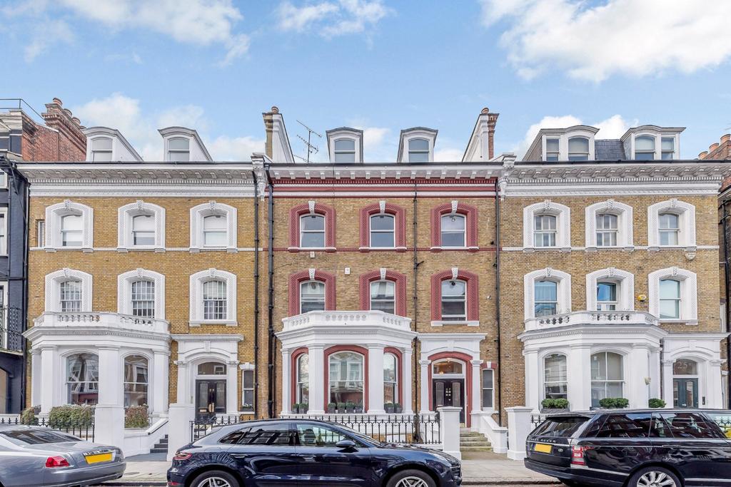 Roland Gardens, London 2 bed flat for sale £2,150,000