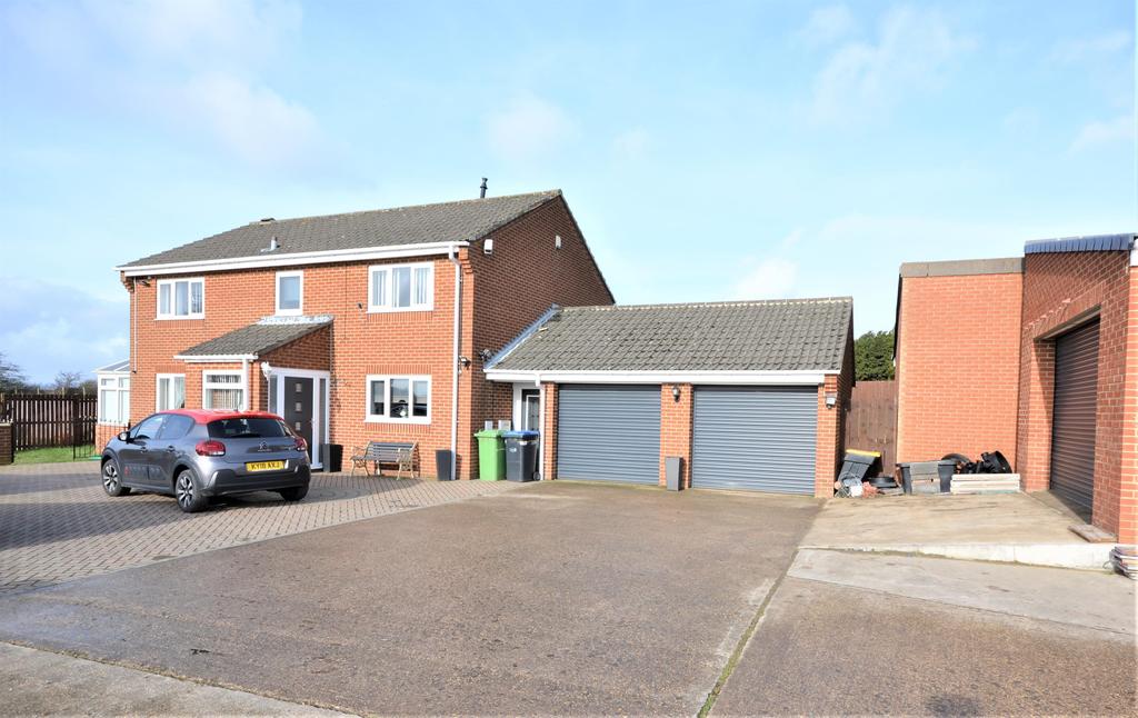 Auckland Terrace, Shildon, DL4 1AZ 4 bed detached house £375,000