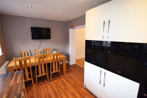 3 Heath Crescent, Leeds, LS11 8UN