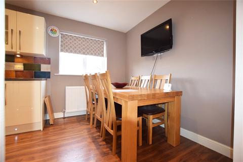 3 Heath Crescent, Leeds, LS11 8UN
