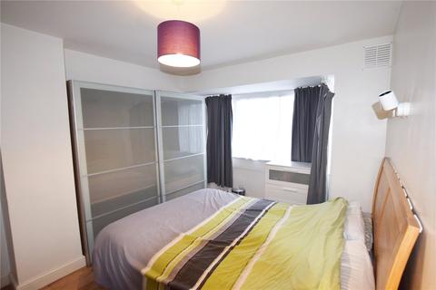 3 Heath Crescent, Leeds, LS11 8UN