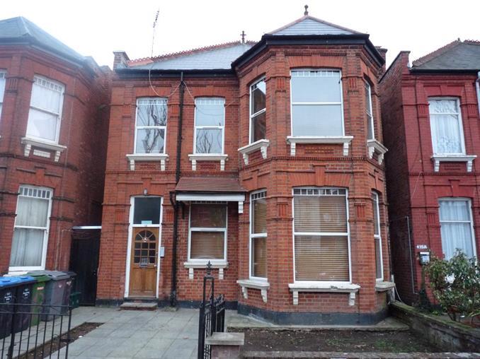 Anson Road, Cricklewood, NW2 2 bed flat £1,322 pcm (£305 pw)