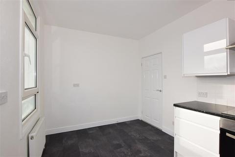 37 Cuxton Road, Rochester, ME2 2BU