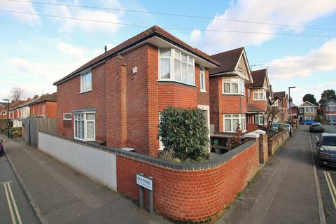 21 Omdurman Road, Southampton, SO17 1PD