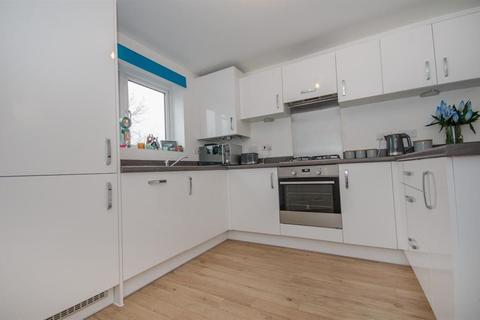 25 Snowdrop Drive, Emersons Green, Bristol, BS16 7LF