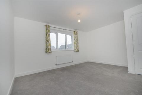 25 Snowdrop Drive, Emersons Green, Bristol, BS16 7LF