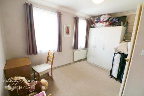 6 Kendall Road, London, SE18 4ND