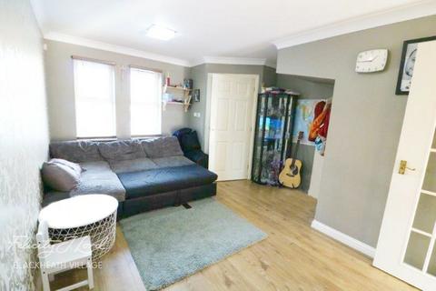 6 Kendall Road, London, SE18 4ND