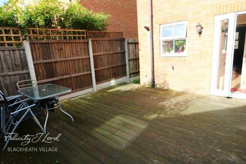 6 Kendall Road, London, SE18 4ND
