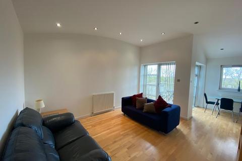 2 bedroom flat to rent, Northfield Heights, Willowbrae, Edinburgh, EH8