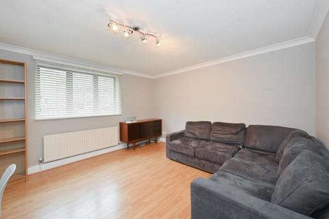 1 bedroom apartment to rent, Compass Point Grenande Street E14