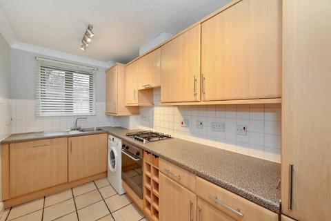 1 bedroom apartment to rent, Compass Point Grenande Street E14