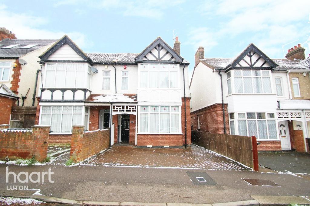 Alexandra Avenue, Luton 3 bed semidetached house £400,000