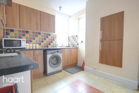20 Alexandra Avenue, Luton, LU3 1HG