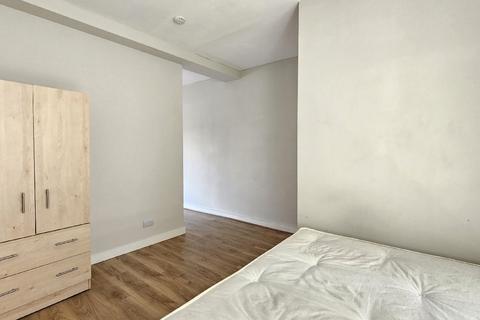 1 bedroom apartment to rent, Hackney Road, London, Haggerston