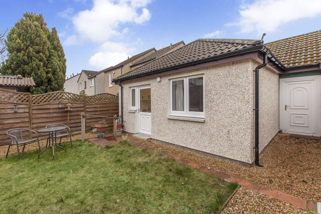 5 Stoneyhill Road, Musselburgh, EH21 6TH 1 bed terraced house for sale