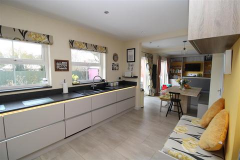 20 Ash Tree Way, Bassingham, Lincoln, LN5 9GY