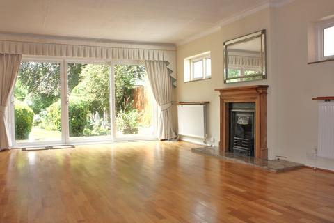 4 bedroom detached house to rent, Croham Park Avenue, South Croydon