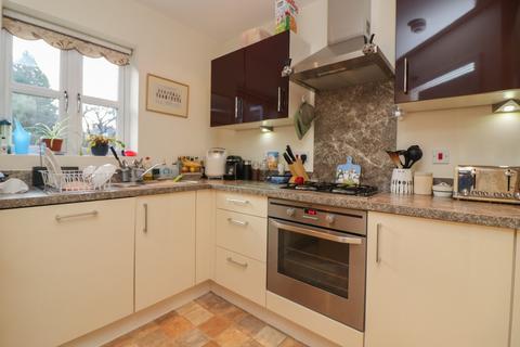 10 Brill Close, Alresford, SO24 9FG
