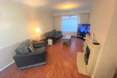 5 Blay Close, Liverpool, L25 9RJ