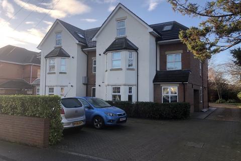 Flat 2, 16 Lowther Road, Bournemouth, BH8 8NG