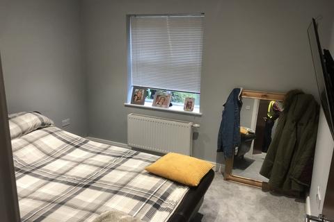 Flat 2, 16 Lowther Road, Bournemouth, BH8 8NG